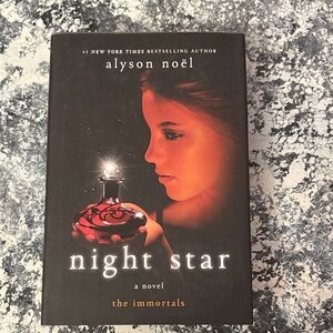 Night Star by Alyson Noël - Black & Red Hardcover Novel